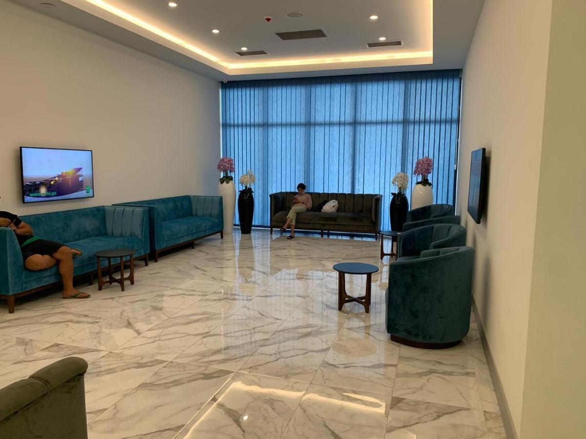 Orbi City Luxury Suit Batumi Exterior foto