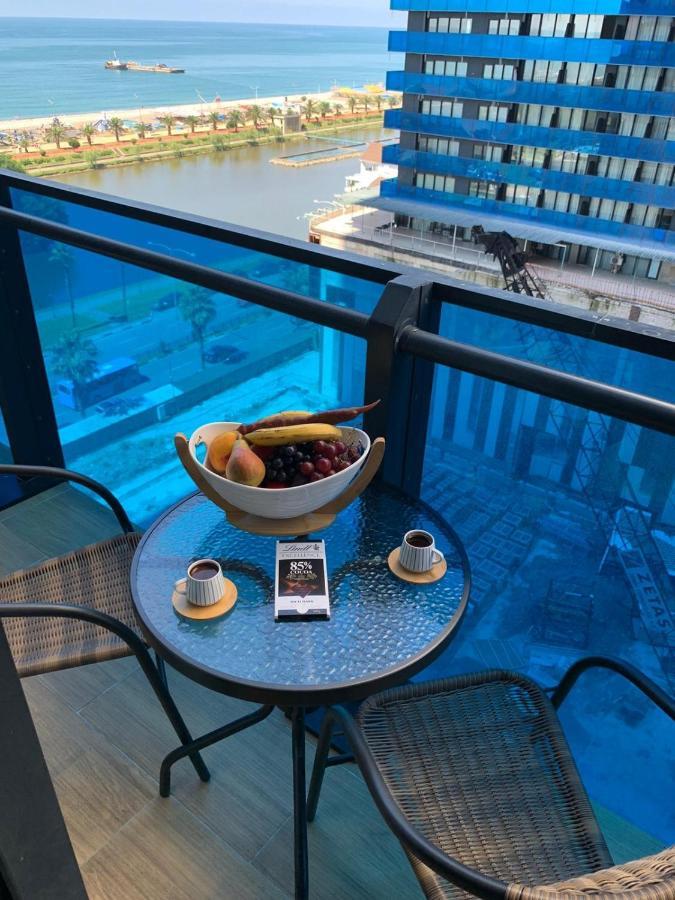 Orbi City Luxury Suit Batumi Exterior foto